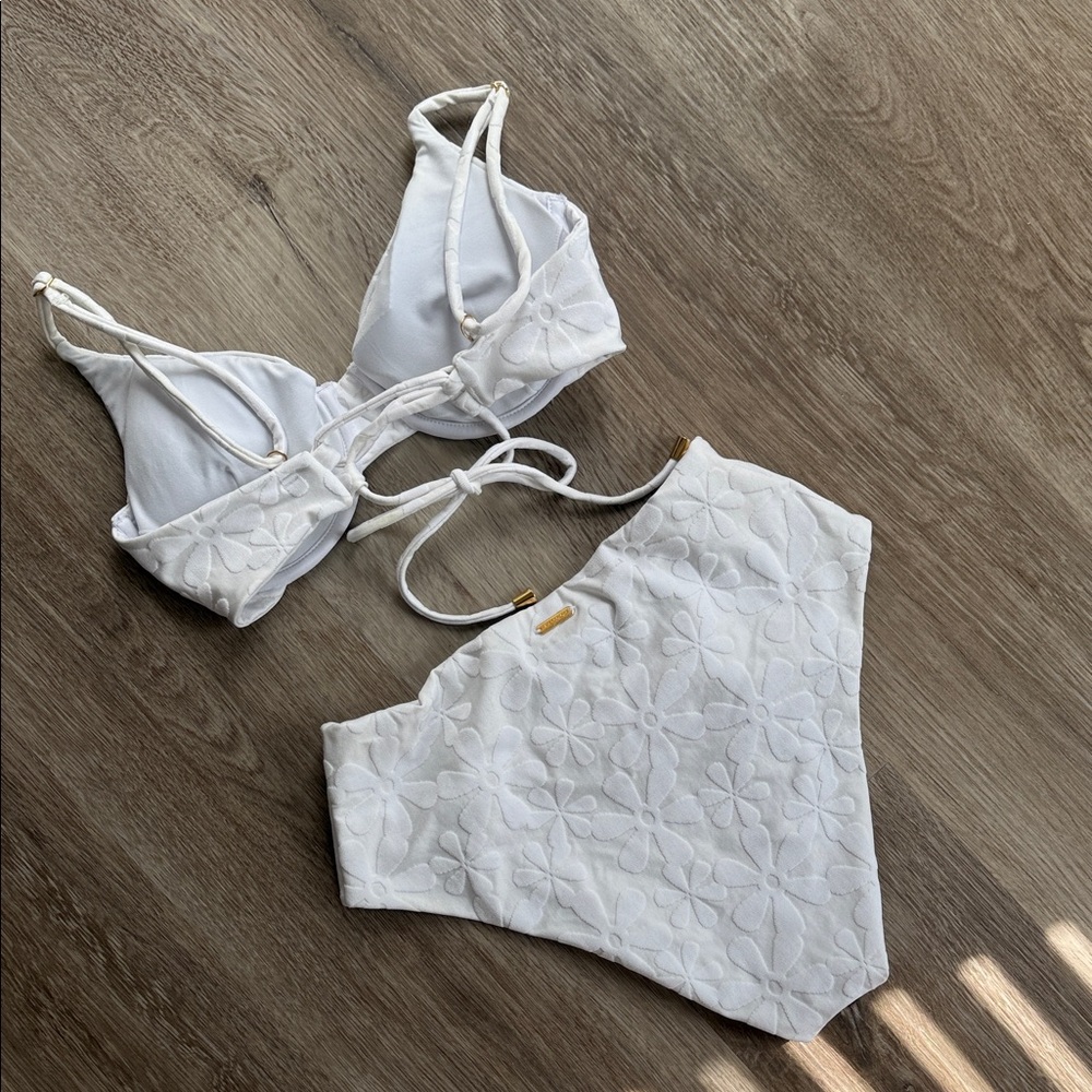 Off white Kenny flowers bikini set - Picture 2 of 6
